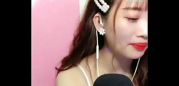  Em Ngọc Ánh livestream Uplive